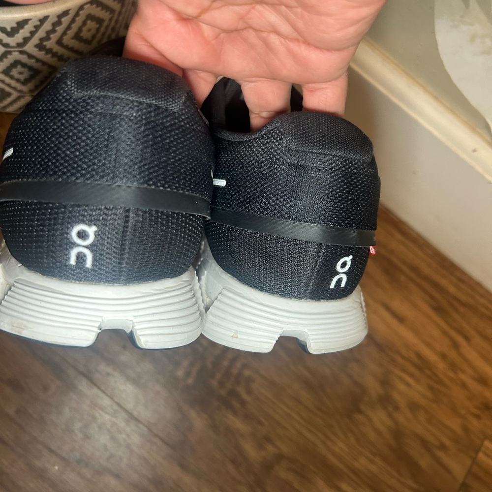 On Running Men's Charcoal Athletic Shoes - Picture 3 of 5